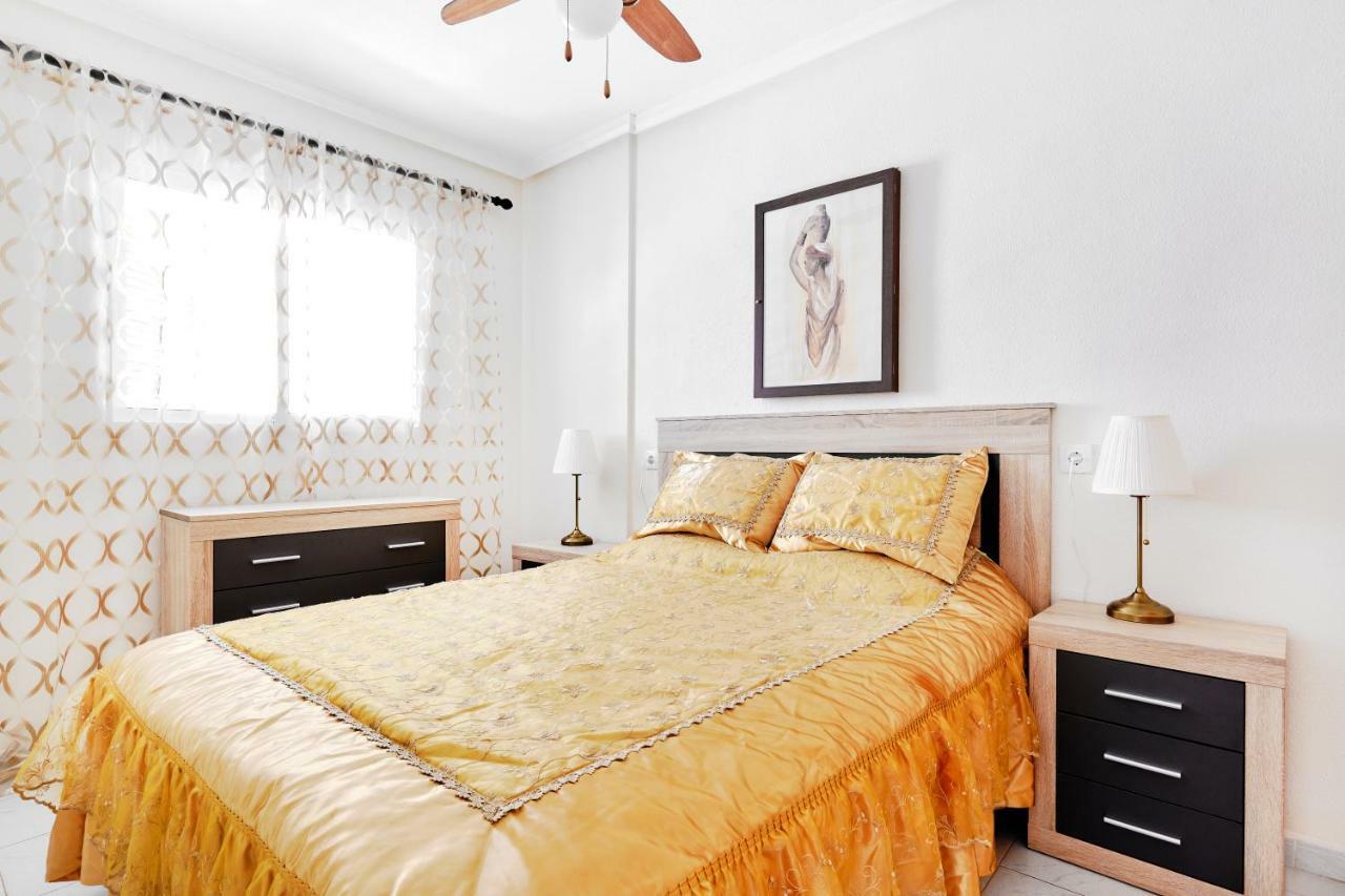 Urb Vinamar Apartment Torrevieja Luaran gambar